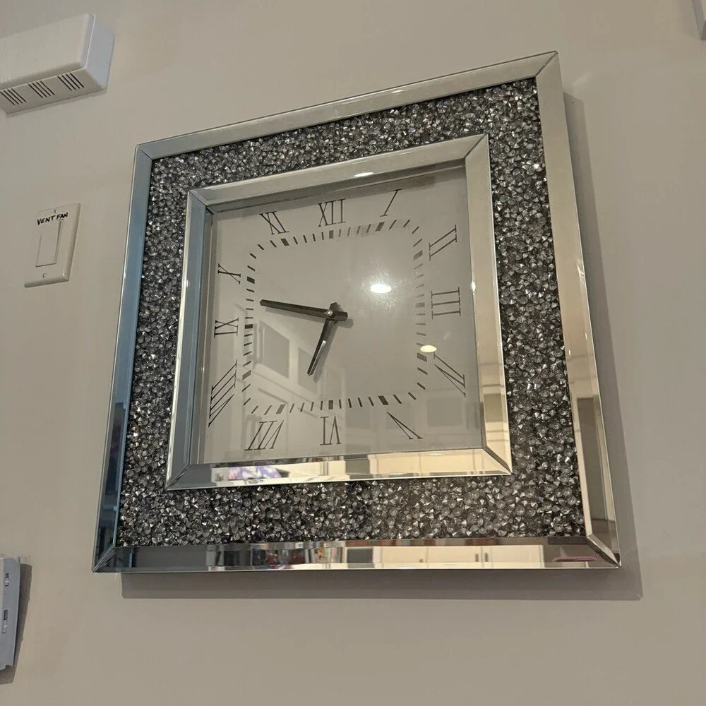 N/A elegant mirrored